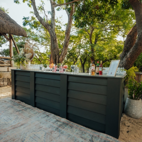 Outdoor Event Bar at Le Pavillon de Case Noyale